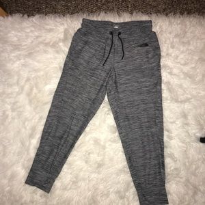 Never been worn women’s grey cropped joggers